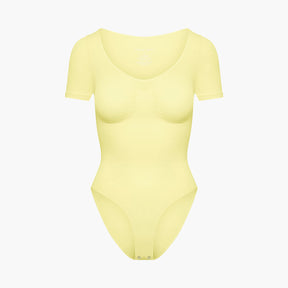 T-Shirt Bodysuit Sculpting Shapewear mit Slip